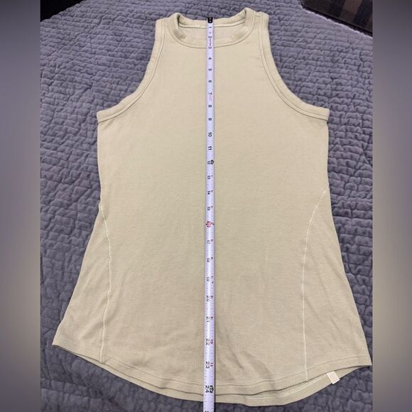 Lululemon Pistachio Green Ribbed Sleeveless Tank Top Stretchy Size M - Picture 1 of 17